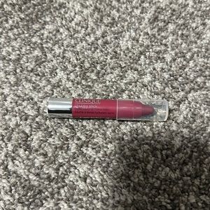 Clinique Chubby Stick Super Strawberry